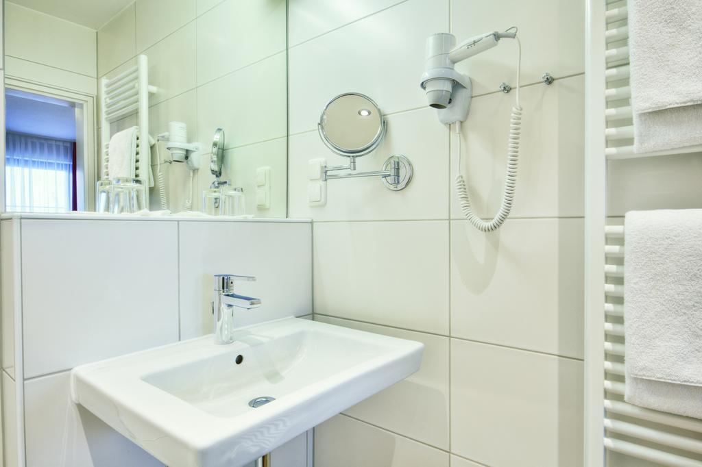 Stroebinger Hof - Therme Wellness Resort Bad Endorf Zewnętrze zdjęcie